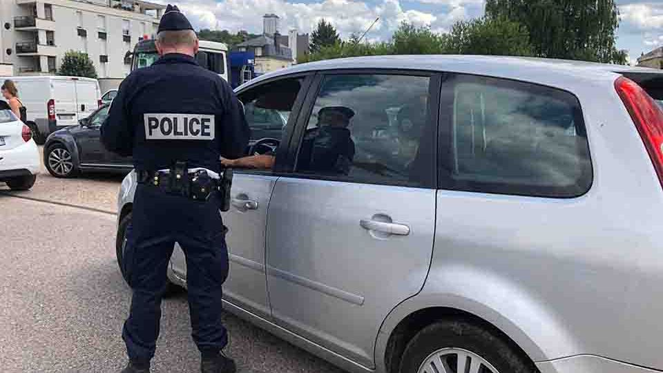 Pas d'engins pyrotechniques mais des brimbelles lors d'un contrôle routier à Epinal </BR>