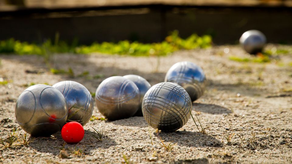 Un tournoi de pétanque à Chantraine