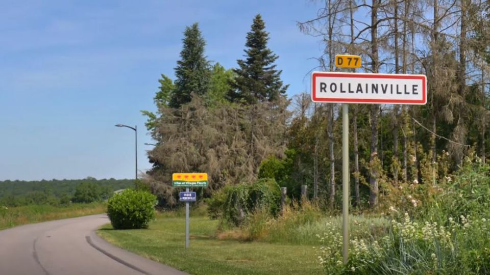Rollainville conserve ses 4 fleurs au label 
