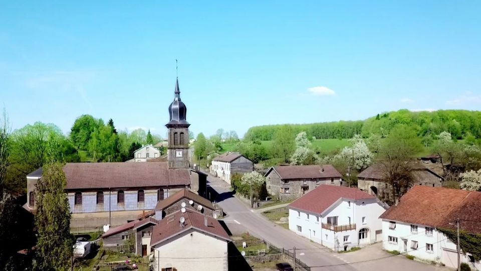Le documentaire «Au village-d'ici», d'Alain Chrétien, en avant-première ce mercredi aux Cinés Palace d'Épinal