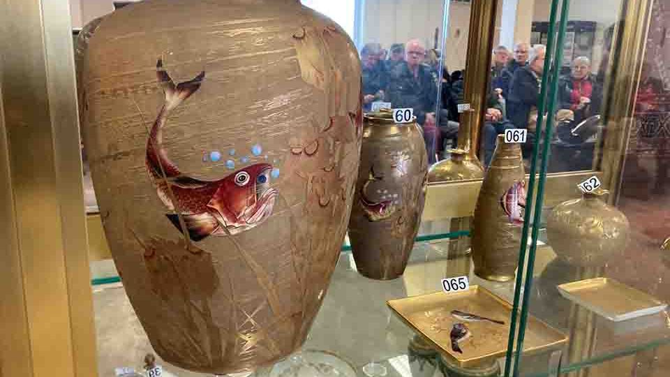 Epinal : des faïences et porcelaines de la Maison spinalienne Rovina mises aux enchères