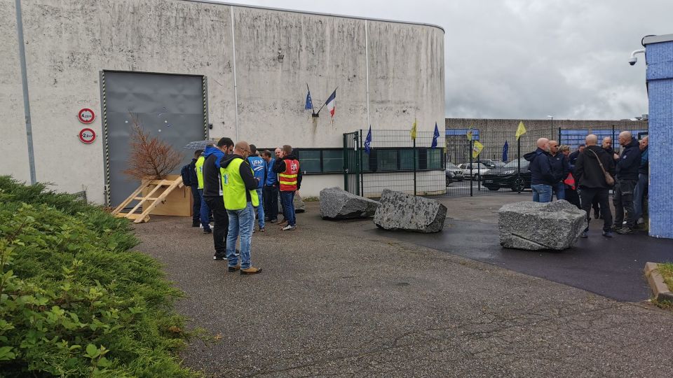 Maison d'arrêt d'Épinal : l'hommage national sera rendu dans les murs </BR>