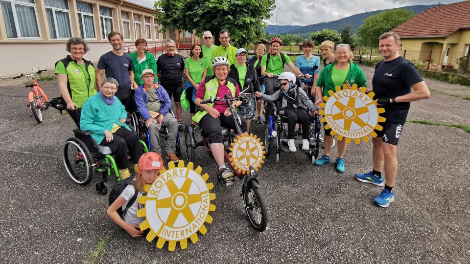 Remise d'un tricycle à assistance électrique au profit de l'association ALE VOSGES