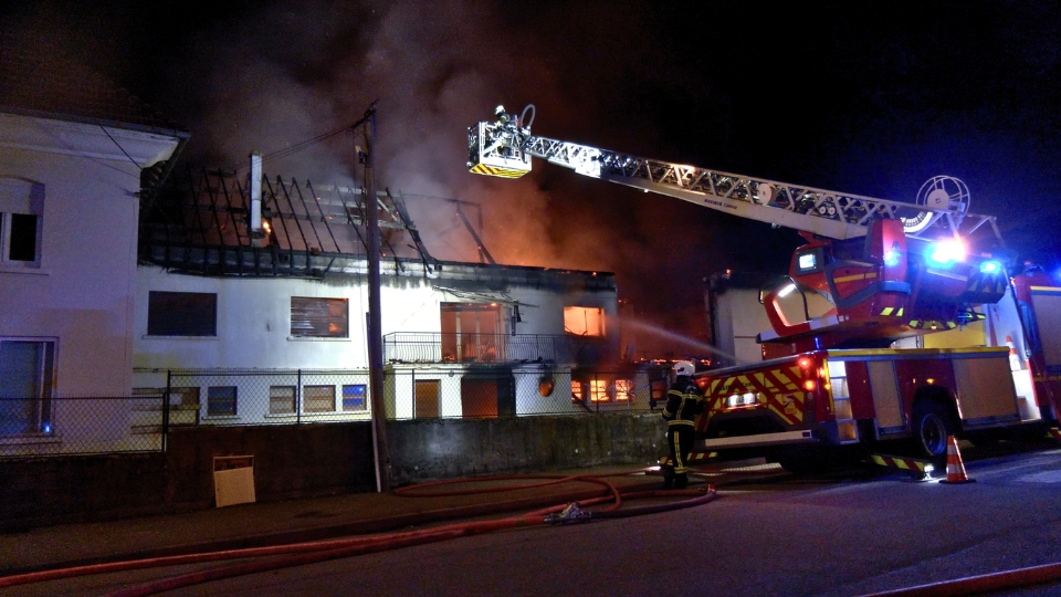 Incendie à Saulcy-sur-Meurthe : une habitation en feu rue Jules Ferry