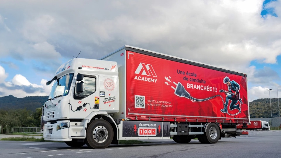 Le premier porteur électrique pour la Mauffrey Academy !