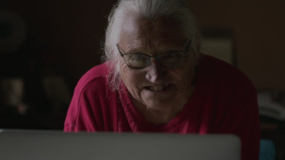 Documentaire : Suzanne jour après jour de Stéphane Manchematin & Serge Steyer